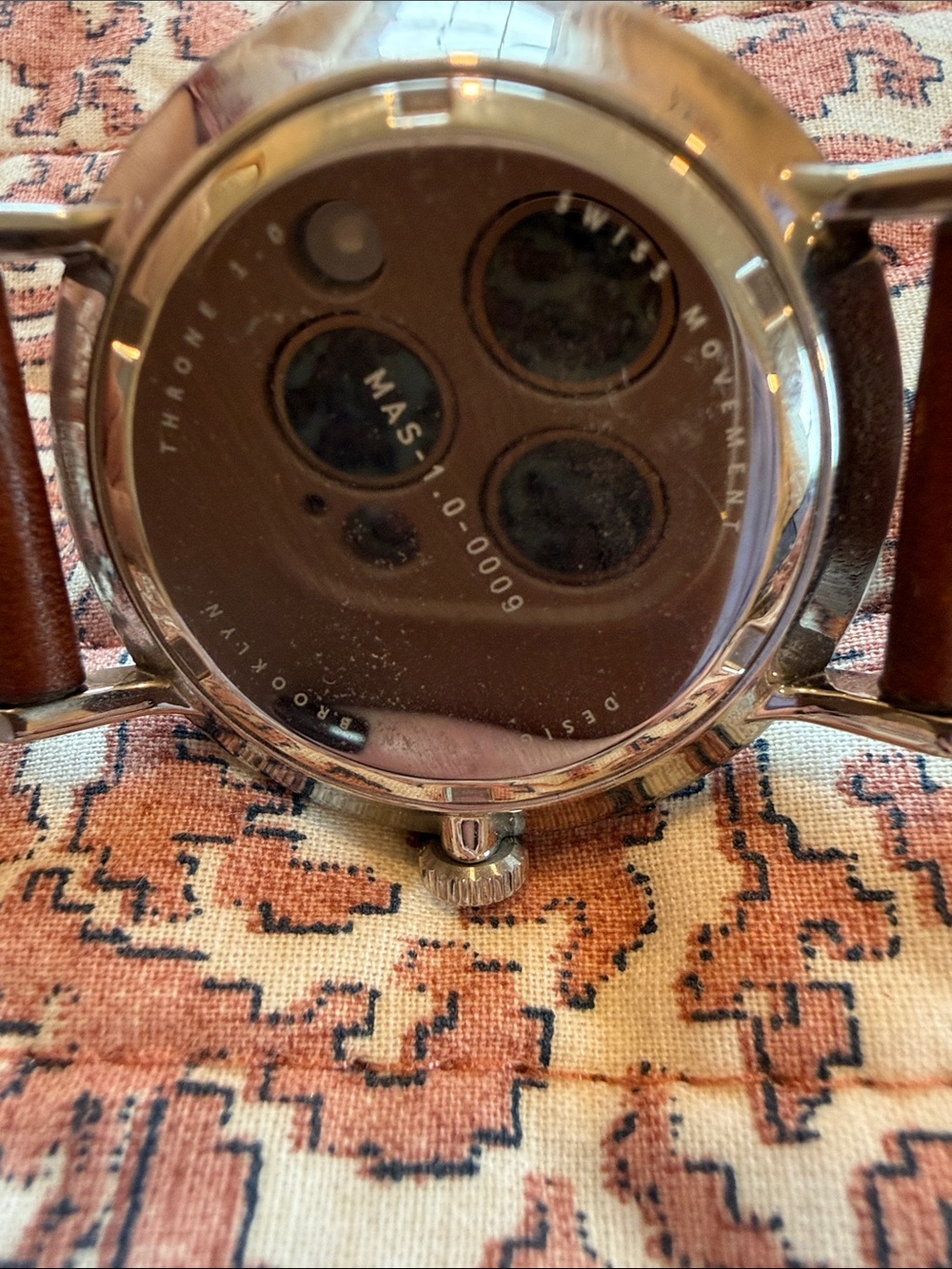 Throne 1.0 Watch in Brown with Cream Dial - Picture 6 of 6